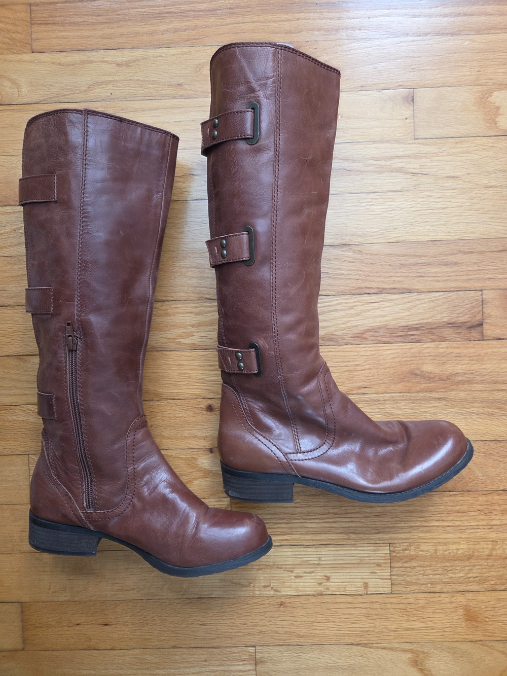 BCBG Tall Cognac Brown Leather Over-the-Knee Boots with Strap Accents Size 8.5 - Picture 3 of 9